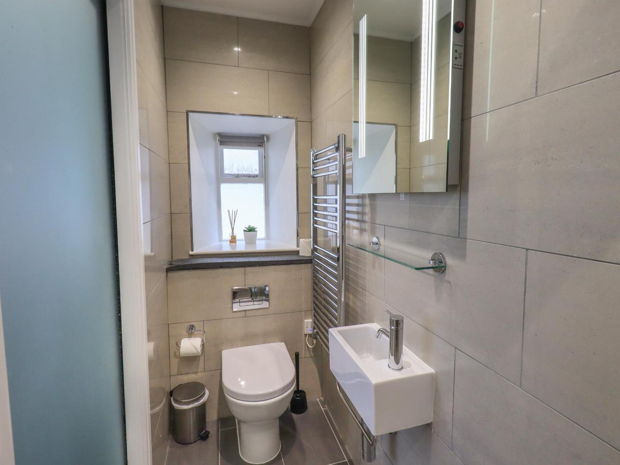 Partridge At Stonecliffe Apartment โบว์เนส ออน วินเดอเมียร์ ภายนอก รูปภาพ